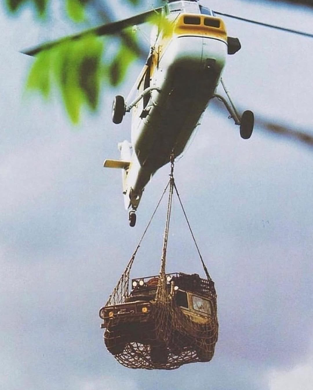 Camel Trophy Airlift Print